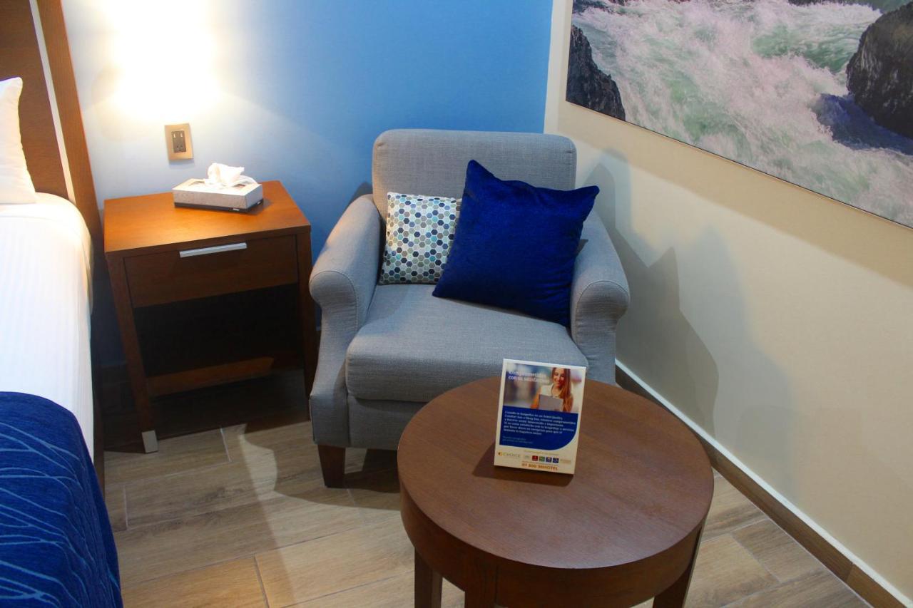 Comfort Inn Monterrey Norte San Nicolás de los Garzas Esterno foto